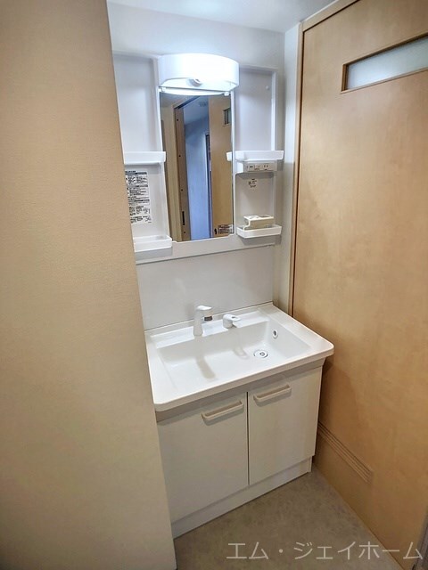  レジデンス・ジャパン３