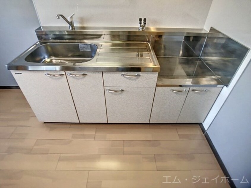  レジデンス・ジャパン３