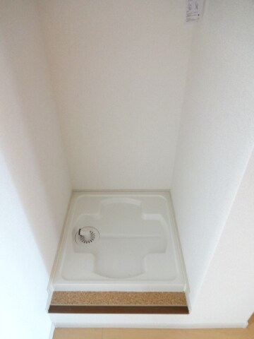  Ｃｈａｒｍｅ金屋