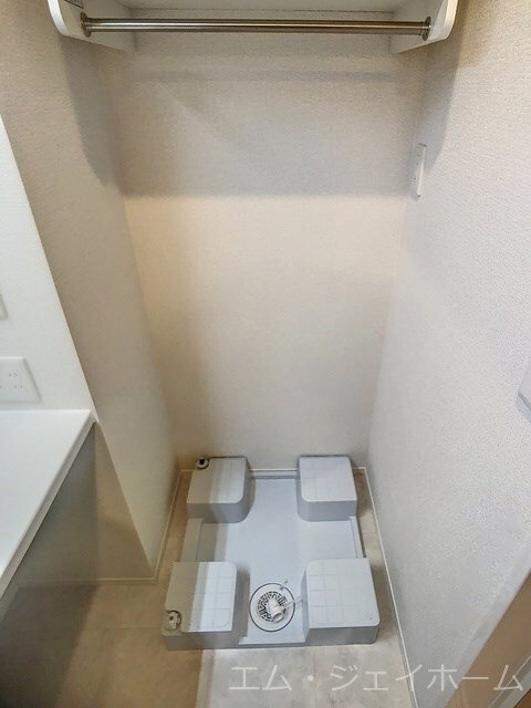  秀豊４号館 (シュウホウヨンゴウカン)