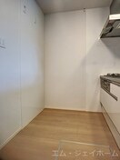  秀豊４号館 (シュウホウヨンゴウカン)