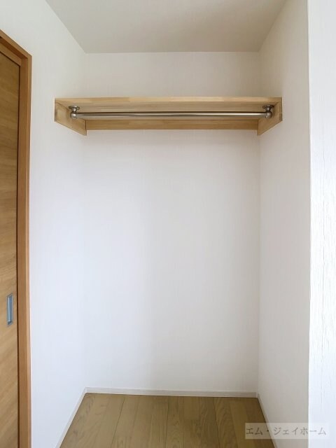  クレスト大堀