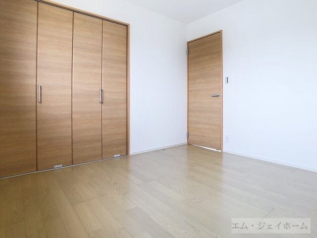  クレスト大堀