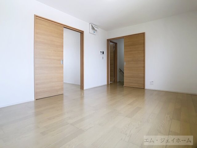  クレスト大堀
