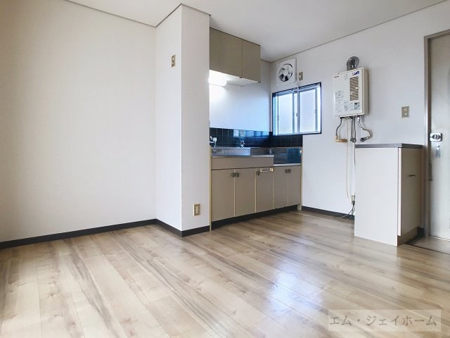  ハイツアカツキ