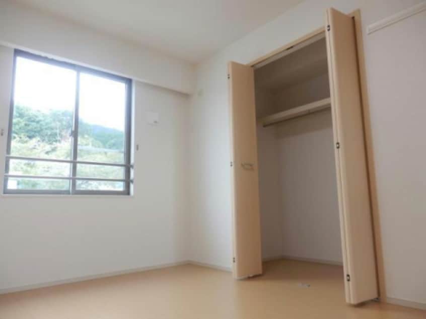  メルシーガーデン坂本