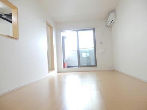  メルシーガーデン坂本