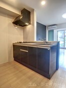  グランドソレーユⅡ番館