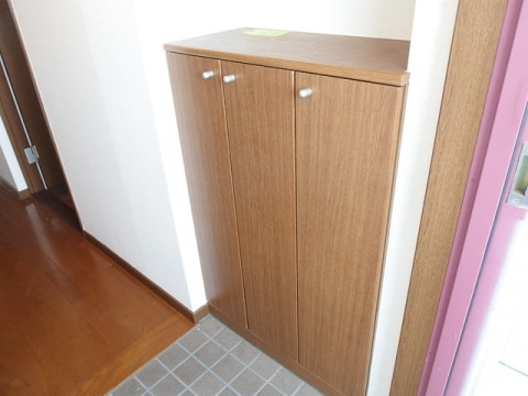  ファミール北川