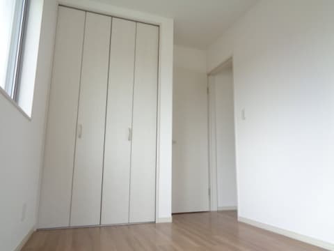  仰木の里東５丁目貸家