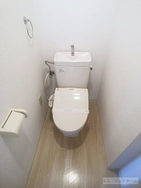  エルミナコート八日市