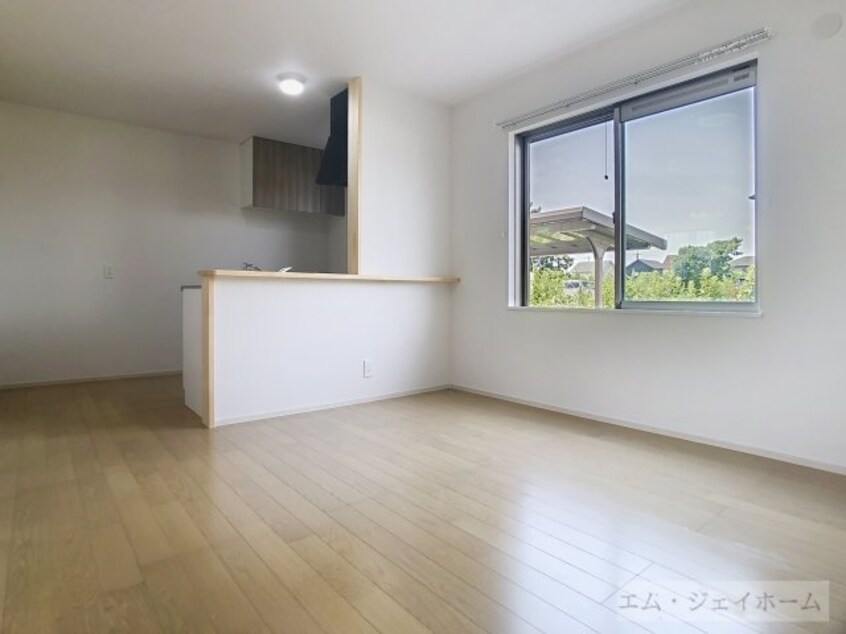  クレスト大堀