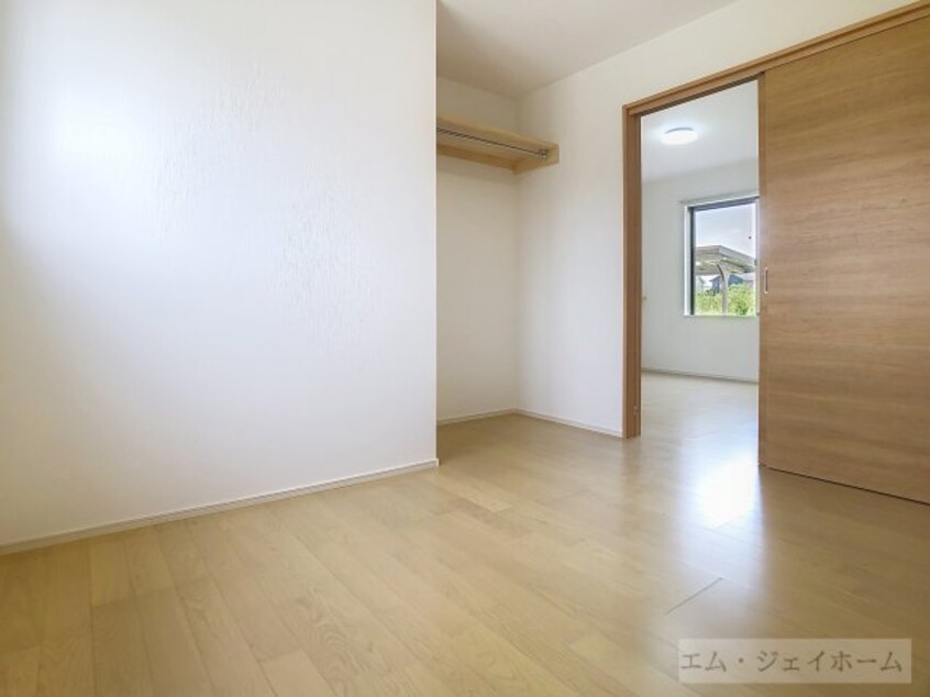  クレスト大堀