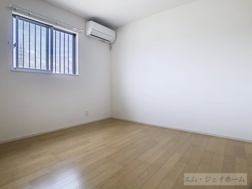  クレスト大堀