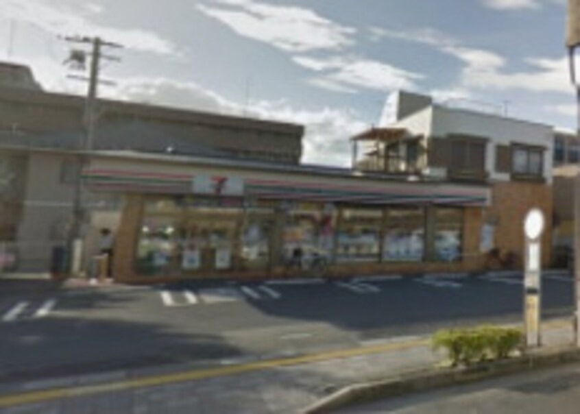 コンビニまで600m※セブン－イレブン　守山市民病院前店 アルカディア