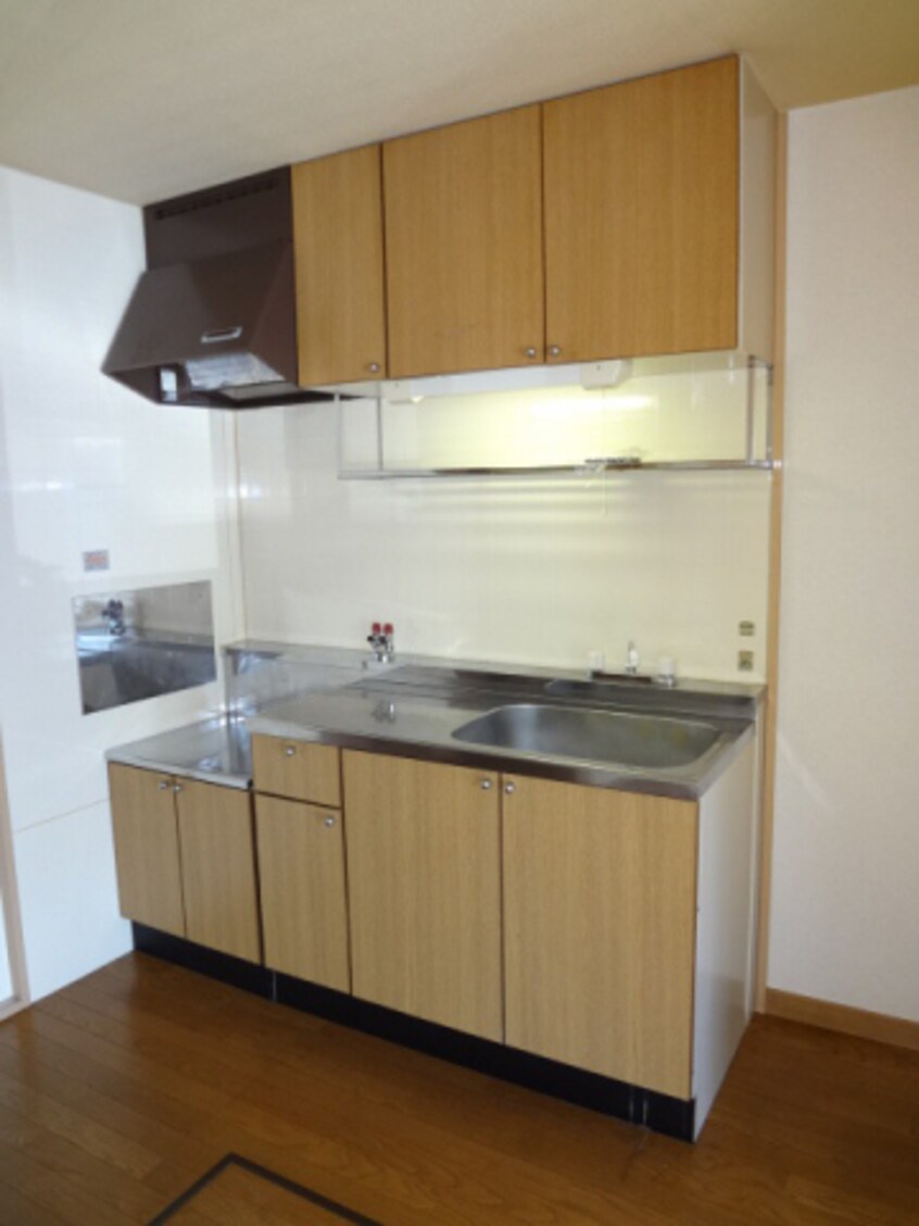  サンパレス白鳥