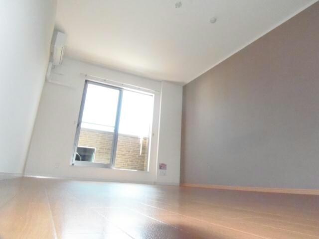  ウエストビレッジ