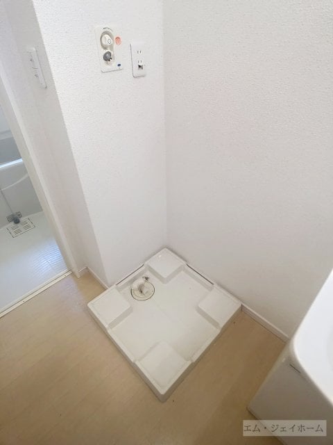  モンアヴニール