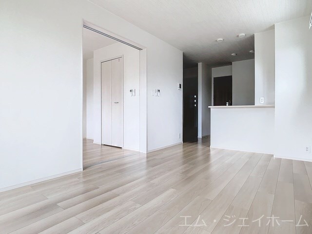  トラスト　メゾン