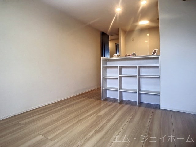  シャーロット水口　A