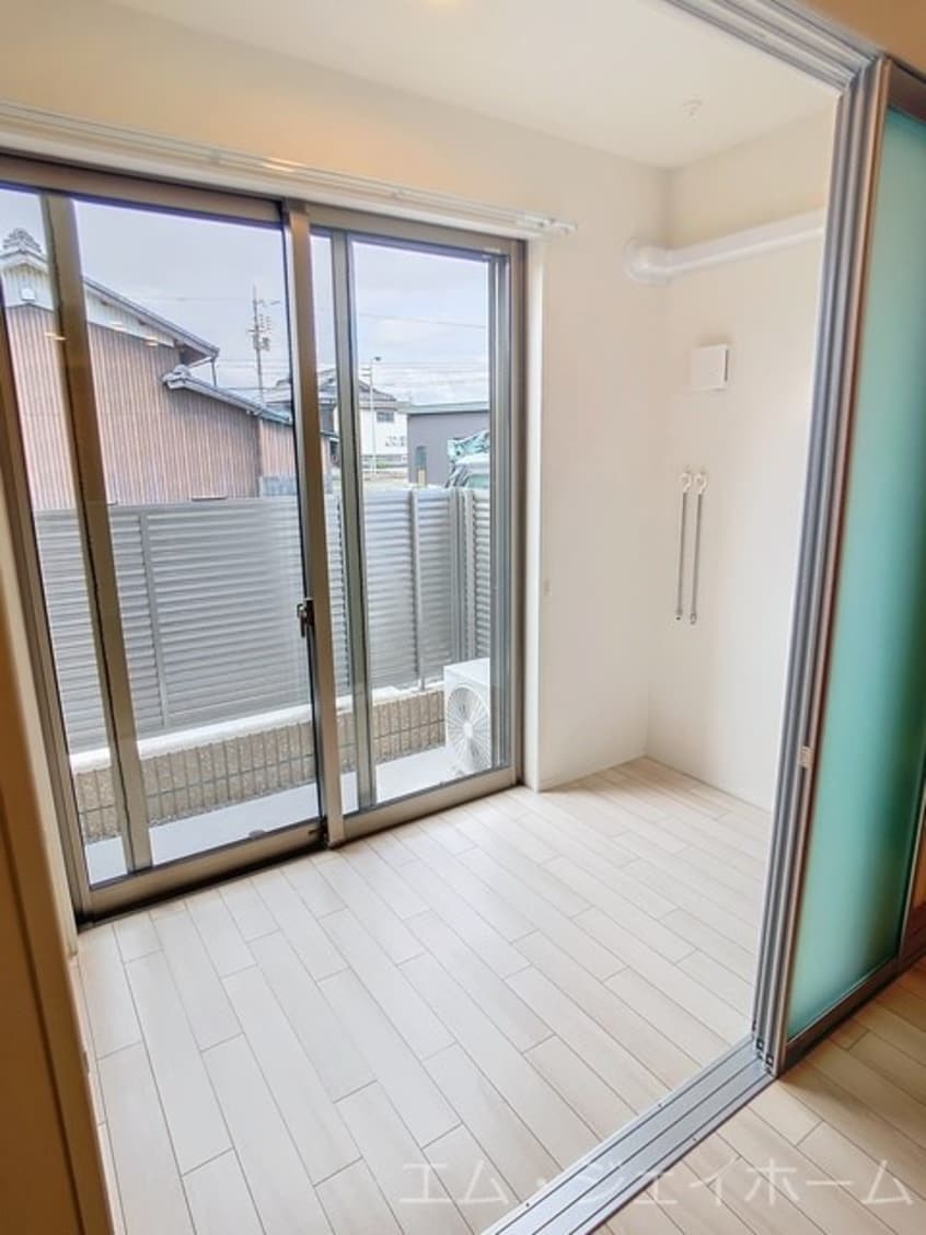  CHESTNUTS（チェスナッツ）