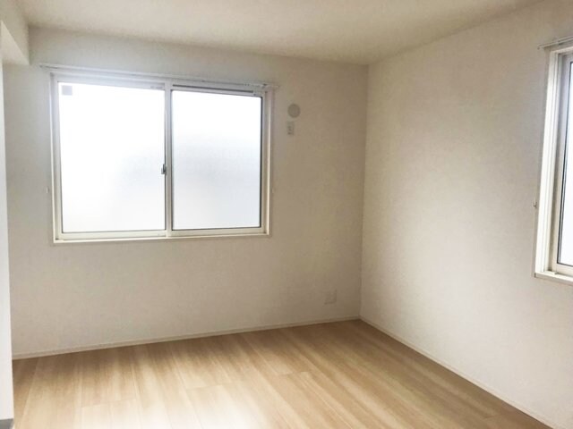  ラヴィベル彦根