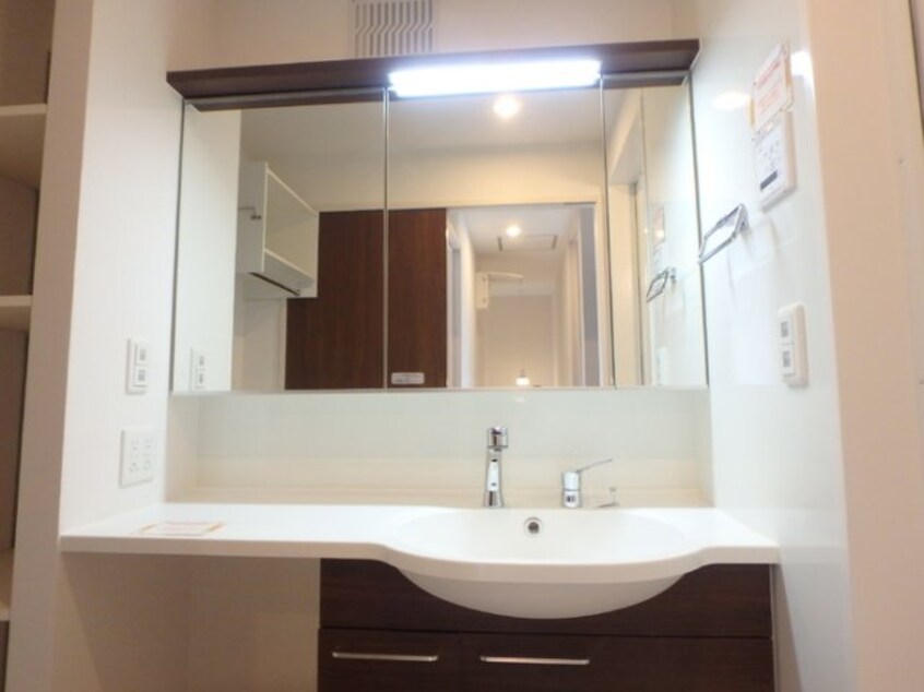  コンフォルタ　A棟