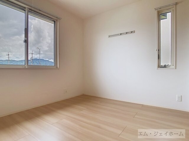  シャーロット水口　B