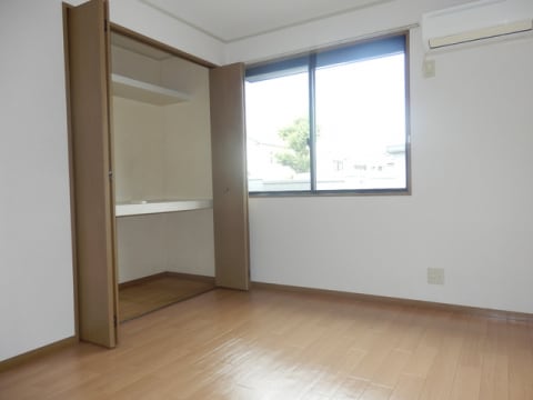  コートパル守山