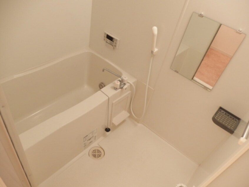  グランダールクラタ