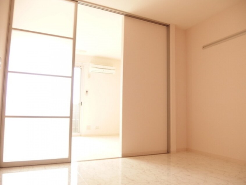  グランダールクラタ