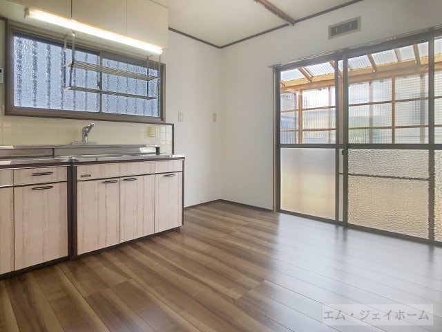  長峰 2 貸家