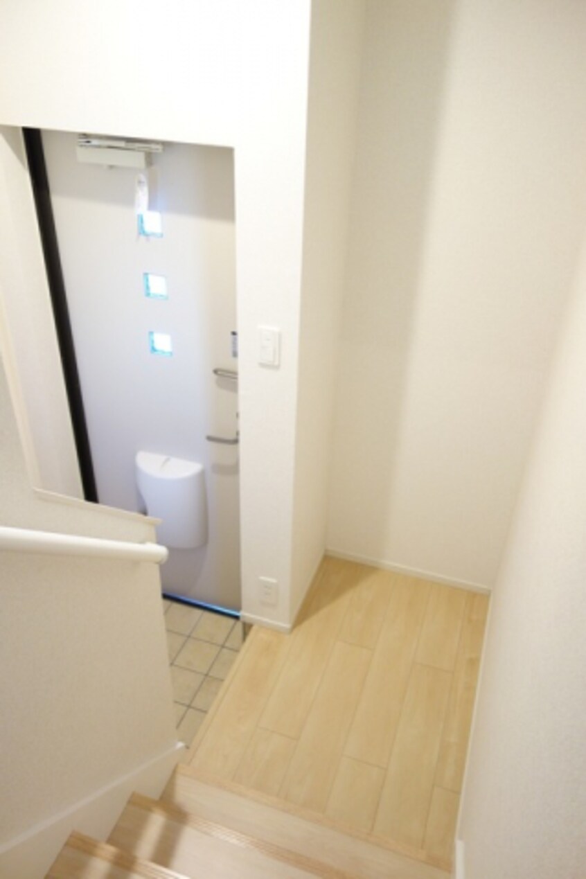  ベストウォール篠原