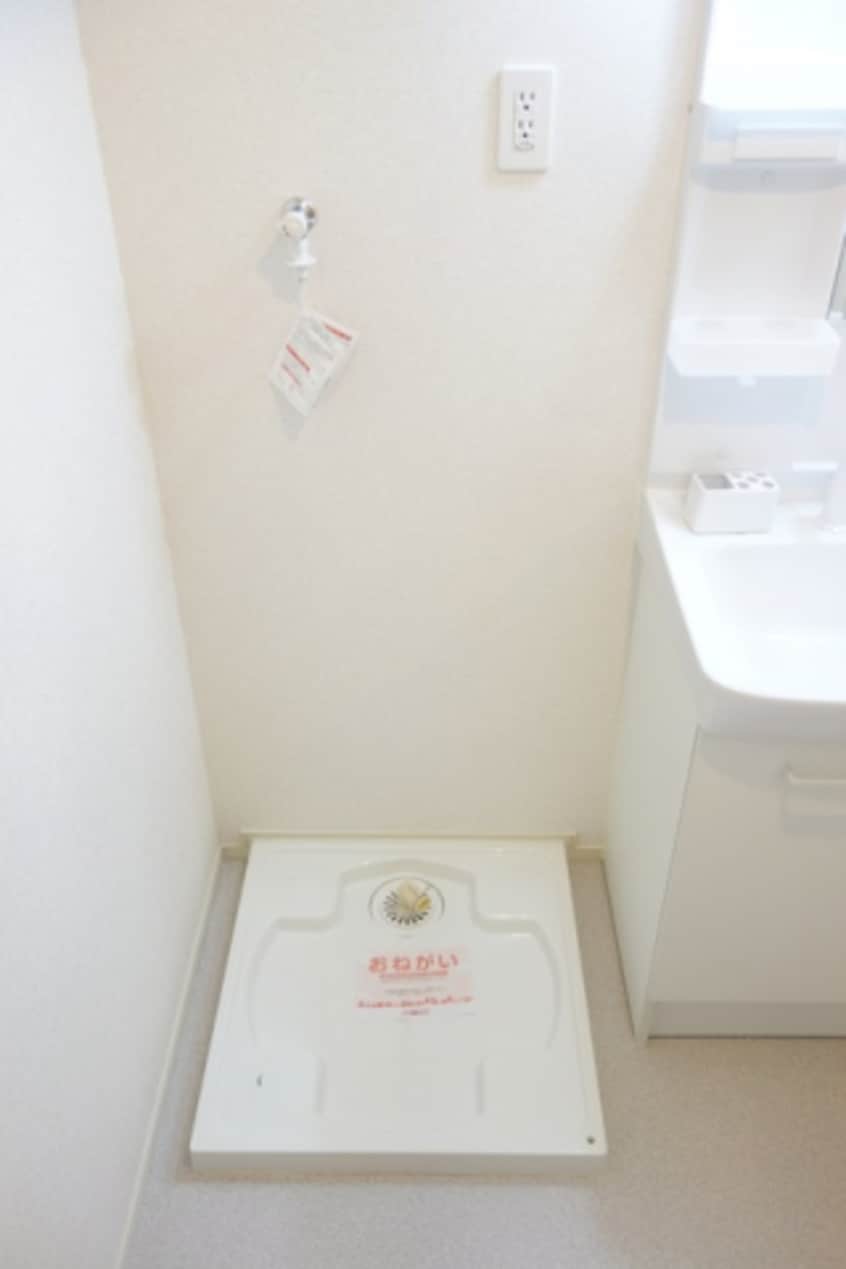  ベストウォール篠原