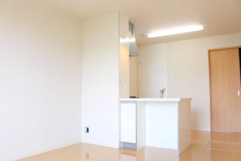  シャーメゾン　リーリエ