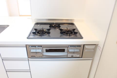  シャーメゾン　リーリエ