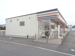 セブン－イレブン　湖東横溝店