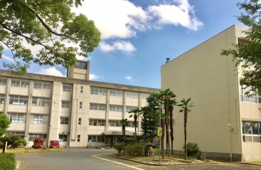 高等学校/高等専門学校まで2892m※滋賀県立八日市南高等学校 アプリコット　Ｃ棟
