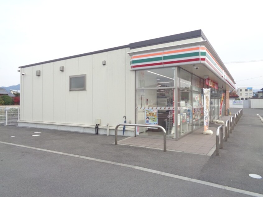 コンビニまで1700m※セブン－イレブン　湖東横溝店 スイートプラム