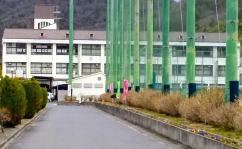 中学校/中等教育学校まで1300m※近江八幡市立安土中学校 ブランシア