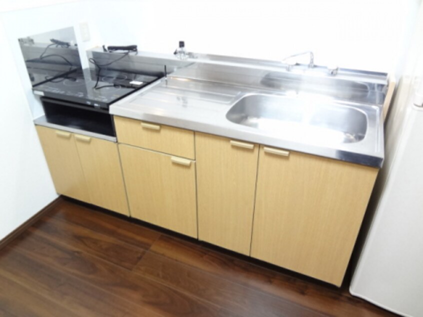  山東アパート１