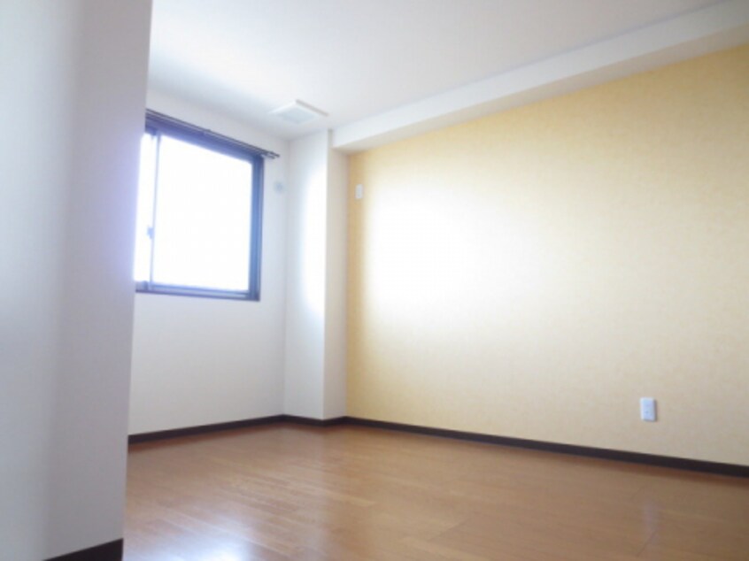  シャイニング壱番館