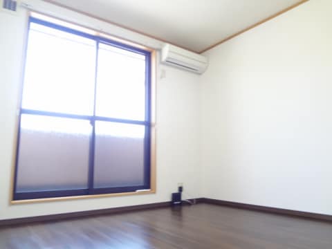  山東アパート１