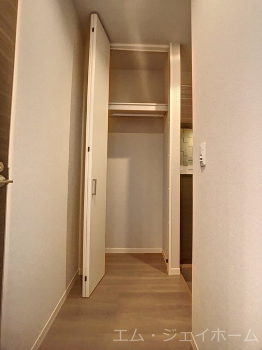  シャーメゾン　宇賀野