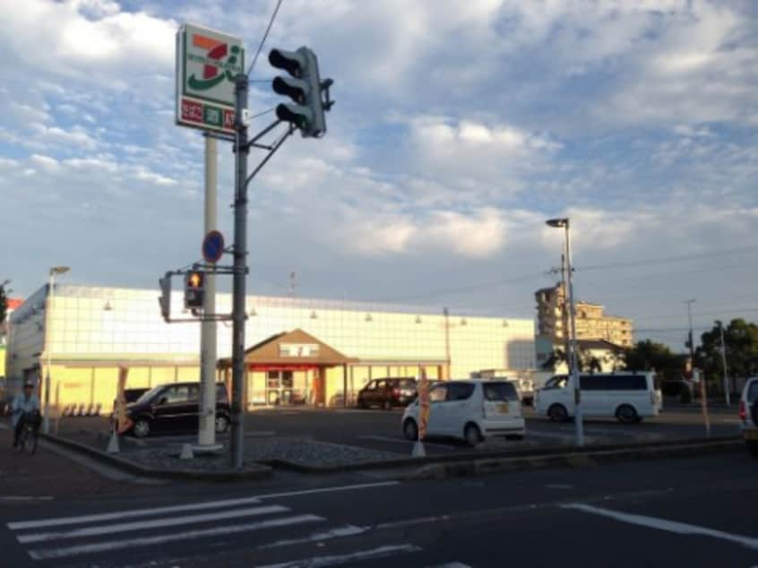 コンビニまで1100m※セブン－イレブン　安曇川駅前店 グレイオーク