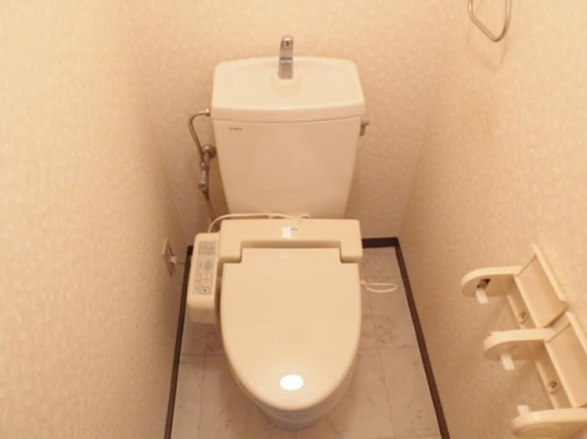  ファミール北川