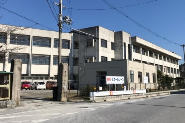 小学校まで700m※彦根市立鳥居本小学校 ビレッジハウス鳥居本2号棟