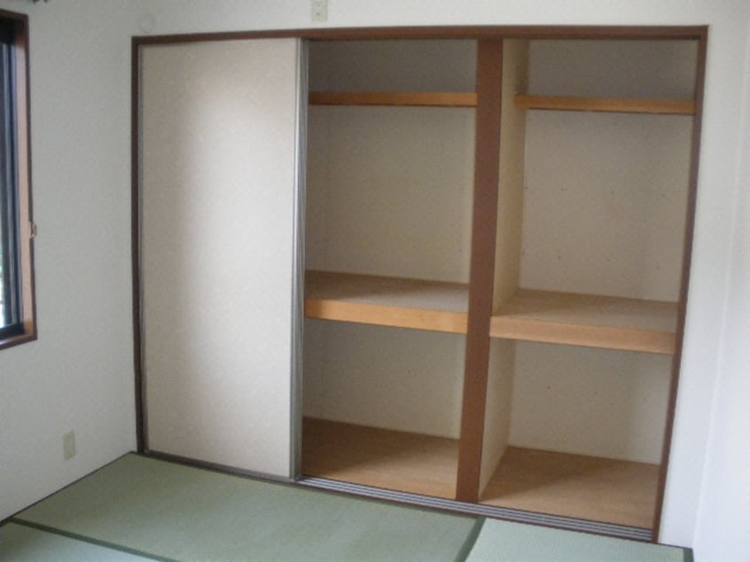  レーク・スリーゼ B棟