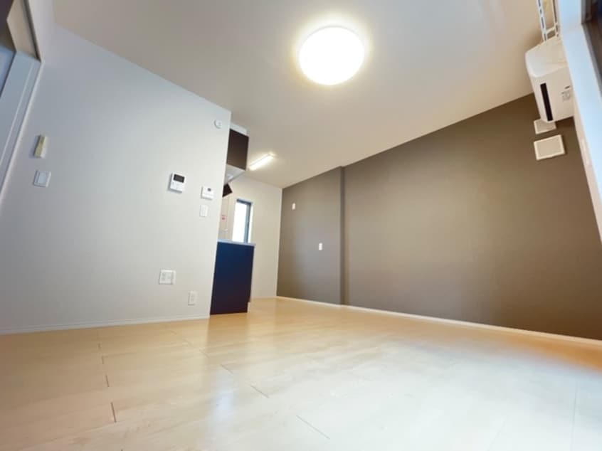  Ｉｍｐｅｒｉａｌ　ｈｏｕｓｅ