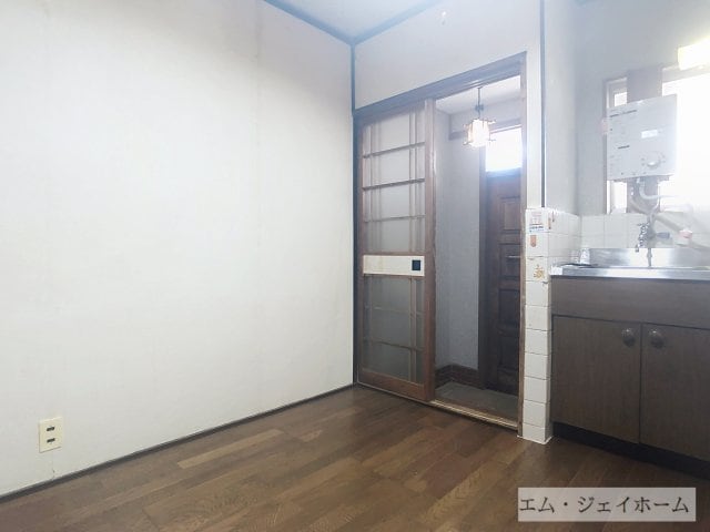  近江八幡市中小森町貸家